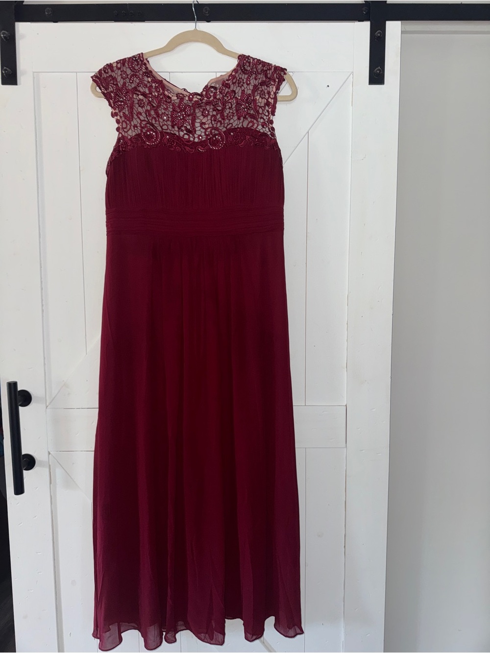 Ever Pretty Burgundy Lace Chiffon Evening Dress - size 20